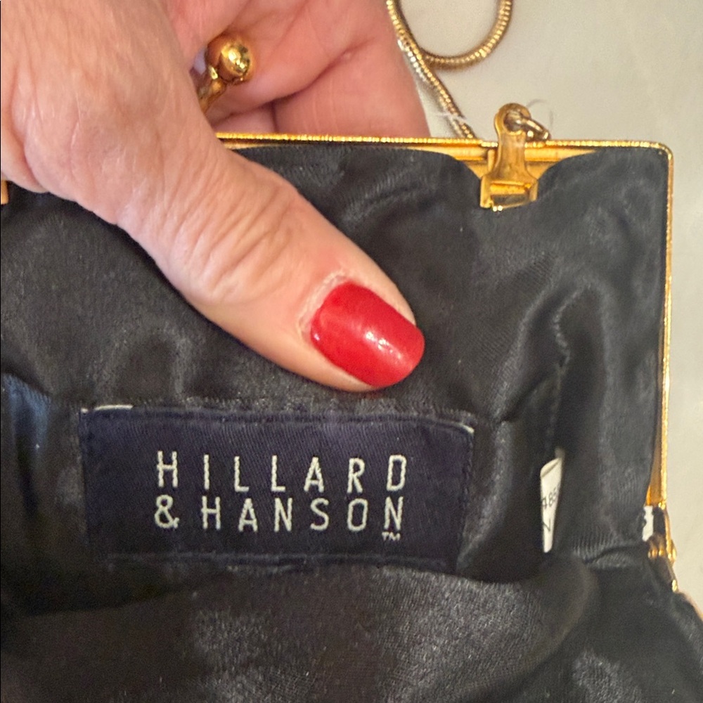 Hillard & Hanson Black Beaded Clutch with Gold Chain - Picture 6 of 8